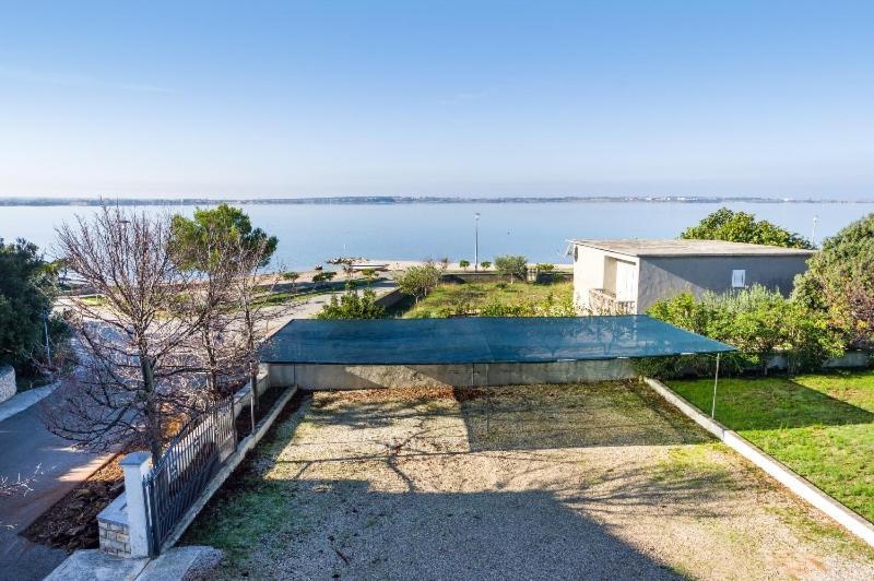 Apartment Nin - Vrsi At The Beach 외부 사진