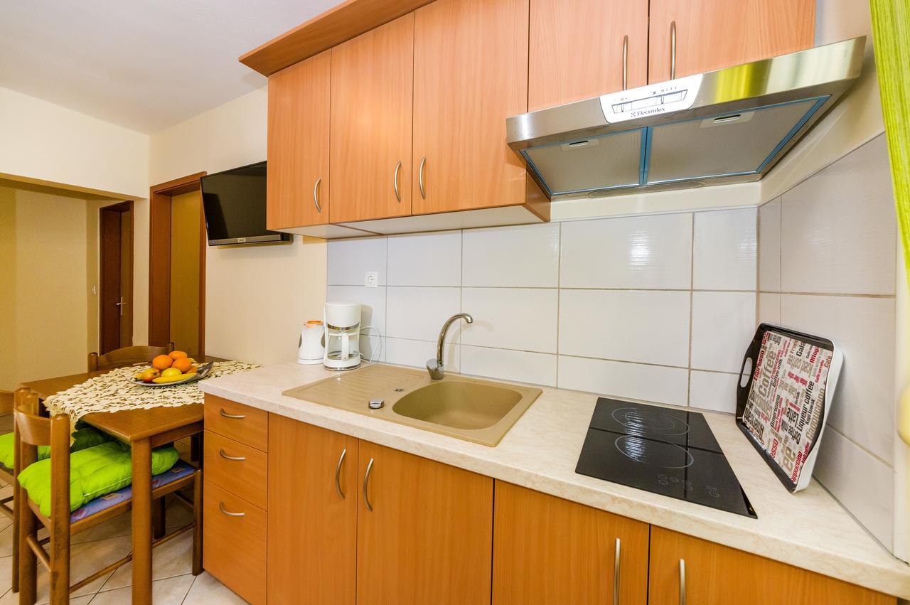 Apartment Nin - Vrsi At The Beach 외부 사진