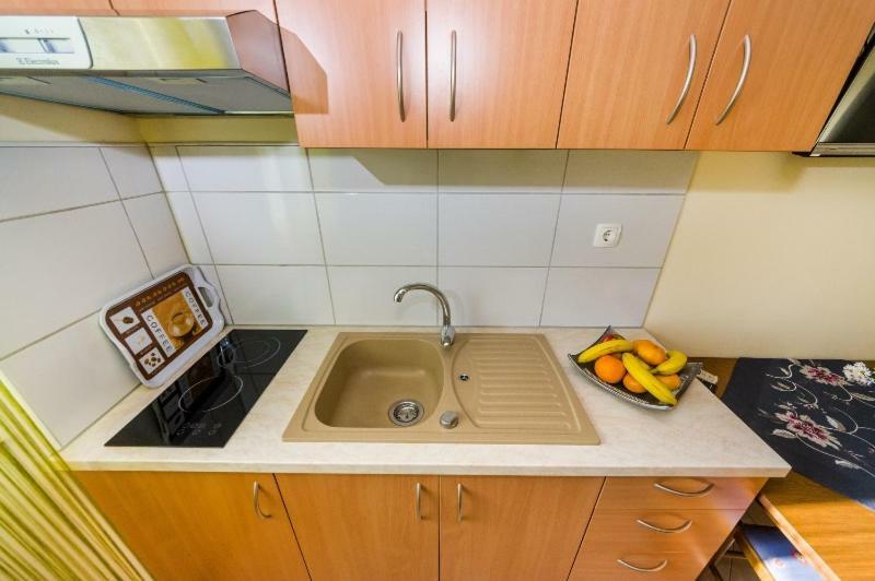 Apartment Nin - Vrsi At The Beach 외부 사진